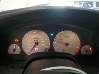 2003 Saturn LS z VIN 1G8JW54R43Y514930, wystawiony jako Copart lot #63652944 z przebiegiem 178 497 mil mil oraz Nie do naprawy. Historia ofert i sprzedaży dostępna na DreamBid. Obrazek 9.