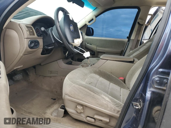 2002 Ford Explorer XLT z VIN 1FMZU73W72ZB01969, wystawiony jako Copart lot #85556964 z przebiegiem 276 545 mil mil oraz Szkoda całkowita • Salvage title. Historia ofert i sprzedaży dostępna na DreamBid. Obrazek 7.