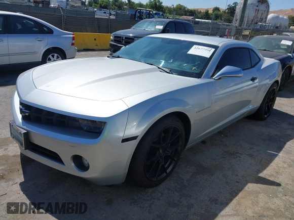 2011 Chevrolet Camaro 1LT with VIN 2G1FB1ED0B9199638, listed as a IAAI auction lot 42677358 with 106,128 mi miles and . Bid and sale history available at DreamBid. Image 17.