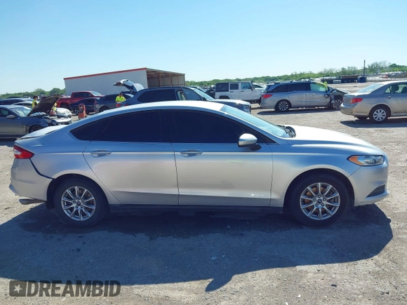 2016 Ford Fusion S z VIN 3FA6P0G75GR105206, wystawiony jako IAAI lot #42032773 z przebiegiem 174 927 mil mil oraz . Historia ofert i sprzedaży dostępna na DreamBid. Obrazek 13.