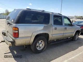 2003 Chevrolet Suburban LT with VIN 3GNGK26U33G194528, listed as a Copart auction lot 53511935 with 202,873 mi miles and Clean Title. Bid and sale history available at carsss.com. Image 3.