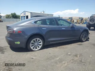 2018 Tesla Model S 75D with VIN 5YJSA1E25JF243778, listed as a Copart auction lot 63118345 with 23,356 mi miles and Salvage title. Bid and sale history available at DreamBid. Image 3.