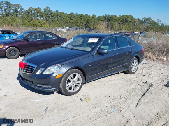 2011 Mercedes-Benz E-Class E 350 Luxury BlueTEC with VIN WDDHF2EB8BA313386, listed as a IAAI auction lot 41367647 with 124,720 mi miles. Bid and sale history available at carsss.com. Image 2.