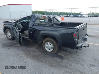 2006 Chevrolet Colorado LS z VIN 1GCCS148268275649, wystawiony jako IAAI lot #42142961 z przebiegiem 191 583 mil mil oraz . Historia ofert i sprzedaży dostępna na DreamBid. Obrazek 3.