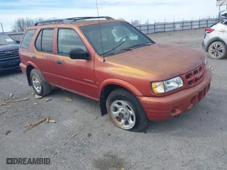 2001 Isuzu Rodeo S with VIN 4S2DM58W514315077, listed as a IAAI auction lot 41784050 with 149,737 mi miles. Bid and sale history available at carsss.com. Image 1.
