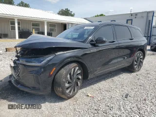 2024 Lincoln Nautilus Reserve z VIN 5LMPJ8KA5RJ839822, wystawiony jako Copart lot #55899535 z przebiegiem 10 573 mil mil oraz Szkoda całkowita • Salvage title. Historia ofert i sprzedaży dostępna na DreamBid. Obrazek 1.