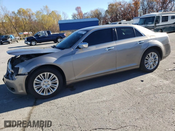 2014 Chrysler 300 C with VIN 2C3CCAKG7EH201101, listed as a Copart auction lot 80745914 with 76,126 mi miles and Salvage Title. Bid and sale history available at carsss.com. Image 1.