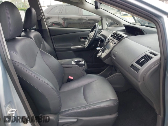 2013 Toyota Prius Two with VIN JTDZN3EU2D3191026, listed as a IAAI auction lot 42129523 with 210,009 mi miles and . Bid and sale history available at carsss.com. Image 5.