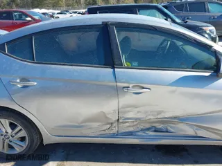 2020 Hyundai Elantra SEL with VIN 5NPD84LF4LH624425, listed as a IAAI auction lot 41413675 with 71,179 mi miles. Bid and sale history available at carsss.com. Image 13.