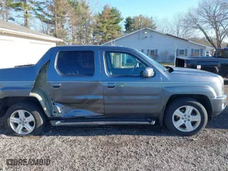 2013 Honda Ridgeline RTL with VIN 5FPYK1F55DB004842, listed as a IAAI auction lot 41843327 with 178,997 mi miles. Bid and sale history available at carsss.com. Image 14.