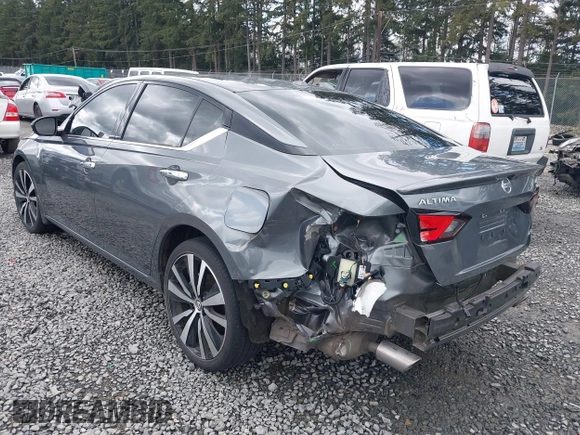 2019 Nissan Altima 2.5 Platinum with VIN 1N4BL4FW5KC194471, listed as a IAAI auction lot 41921471 with 28,313 mi miles. Bid and sale history available at carsss.com. Image 3.