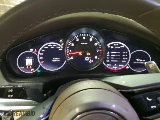 2022 Porsche Panamera with VIN WP0AJ2A75NL102179, listed as a Copart auction lot 58626814 with 7,100 mi miles and Salvage Title. Bid and sale history available at carsss.com. Image 8.