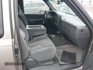 2003 Chevrolet Silverado 1500 LS with VIN 1GCEC19T93Z137289, listed as a IAAI auction lot 41040164 with 101,917 mi miles and . Bid and sale history available at DreamBid. Image 5.