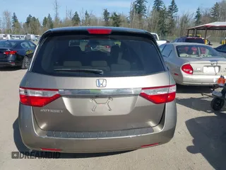 2013 Honda Odyssey LX z VIN 5FNRL5H29DB055166, wystawiony jako IAAI lot #41965037 z przebiegiem 122 470 mil mil oraz . Historia ofert i sprzedaży dostępna na DreamBid. Obrazek 16.