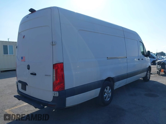2020 Mercedes-Benz Sprinter Cargo Cargo with VIN W1W4EDHY8LP210706, listed as a IAAI auction lot 41448502 with 593,244 mi miles and . Bid and sale history available at DreamBid. Image 4.