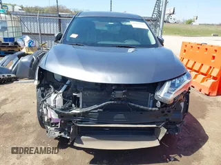 2018 Nissan Rogue SV with VIN 5N1AT2MT2JC826940, listed as a IAAI auction lot 41980458 with 60,896 mi miles. Bid and sale history available at carsss.com. Image 13.