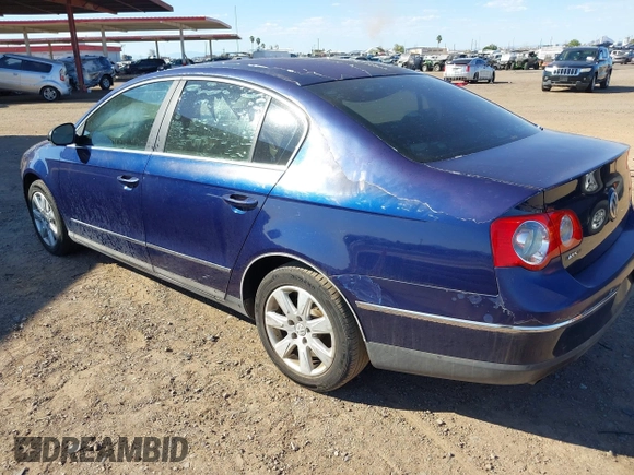 2006 Volkswagen Passat Value Edition z VIN WVWAK73CX6P042558, wystawiony jako IAAI lot #42232343 z przebiegiem 188 693 mil mil oraz . Historia ofert i sprzedaży dostępna na DreamBid. Obrazek 3.