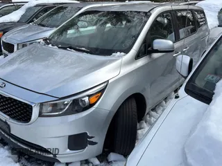 2016 Kia Sedona L with VIN KNDMA5C13G6173955, listed as a Copart auction lot 47967475 with 203,987 mi miles and Clean Title. Bid and sale history available at DreamBid. Image 2.