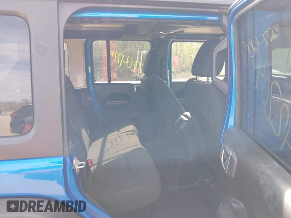 2021 Jeep Wrangler Unlimited Sport S z VIN 1C4HJXDG4MW743151, wystawiony jako IAAI lot #42204776 z przebiegiem 42 363 mil mil oraz . Historia ofert i sprzedaży dostępna na DreamBid. Obrazek 8.