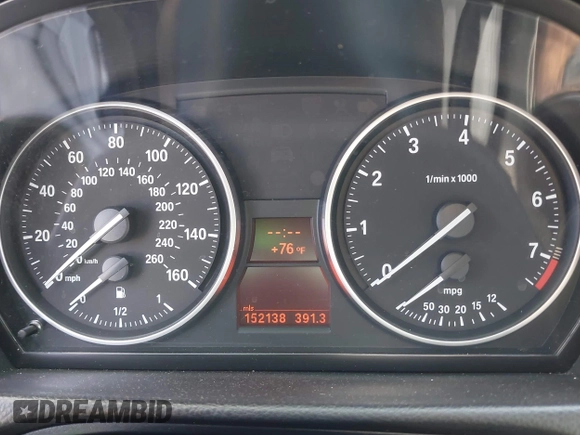2008 BMW 3 Series 328xi with VIN WBAVC73518KX92542, listed as a IAAI auction lot 42494583 with 152,138 mi miles and . Bid and sale history available at DreamBid. Image 7.