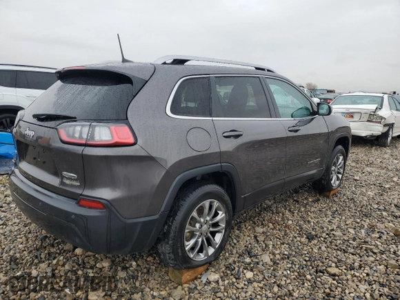 2019 Jeep Cherokee Latitude Plus with VIN 1C4PJMLB7KD442298, listed as a Copart auction lot 86819504 with 62,525 mi miles and Salvage title. Bid and sale history available at DreamBid. Image 3.
