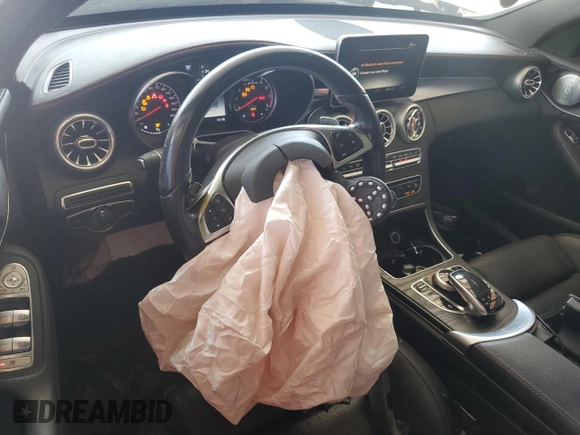 2016 Mercedes-Benz C 450 AMG z VIN 55SWF6EB8GU116241, wystawiony jako Copart lot #56943085 z przebiegiem 106 307 mil mil oraz Szkoda całkowita • Salvage title. Historia ofert i sprzedaży dostępna na DreamBid. Obrazek 8.