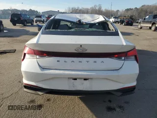 2023 Hyundai Elantra SEL z VIN 5NPLM4AGXPH095443, wystawiony jako Copart lot #46587995 z przebiegiem 38 824 mil mil oraz Szkoda całkowita • Salvage title. Historia ofert i sprzedaży dostępna na DreamBid. Obrazek 6.