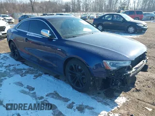 2013 Audi S5 Premium Plus with VIN WAUCGAFR0DA009850, listed as a IAAI auction lot 41351774 with 117,992 mi miles. Bid and sale history available at carsss.com. Image 1.