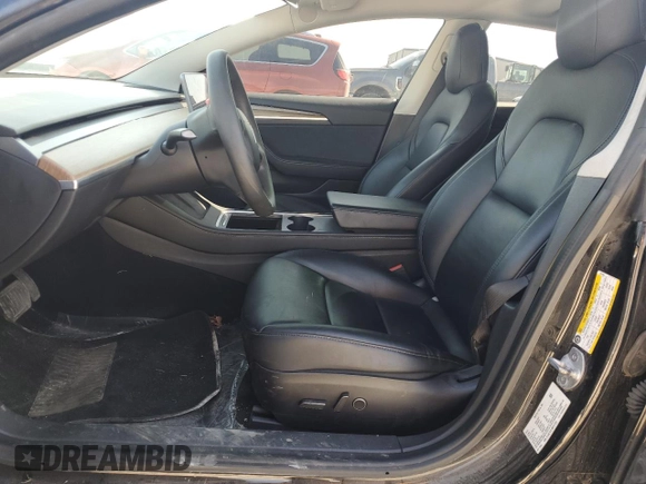 2021 Tesla Model 3 Standard Range Plus z VIN 5YJ3E1EA1MF077201, wystawiony jako Copart lot #49576465 z przebiegiem 34 809 mil mil oraz Szkody całkowita. Historia ofert i sprzedaży dostępna na DreamBid. Obrazek 7.