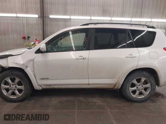 2011 Toyota RAV4 Ltd with VIN 2T3DK4DV5BW048231, listed as a IAAI auction lot 41434279 with 137,155 mi miles. Bid and sale history available at carsss.com. Image 15.