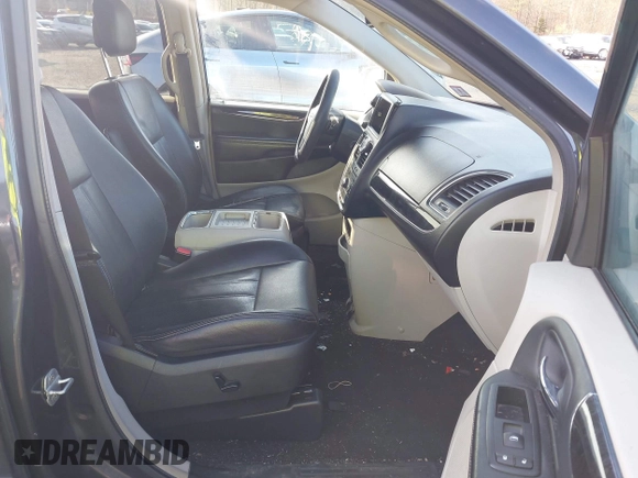 2012 Chrysler Town & Country Touring with VIN 2C4RC1BG8CR213738, listed as a IAAI auction lot 41912682 with 211,470 mi miles and . Bid and sale history available at DreamBid. Image 5.