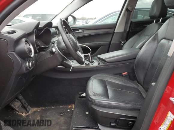 2018 Alfa Romeo Stelvio Ti z VIN ZASFAKBN7J7B80170, wystawiony jako Copart lot #53367875 z przebiegiem 94 603 mil mil oraz Czysty tytuł • Clean title. Historia ofert i sprzedaży dostępna na DreamBid. Obrazek 7.