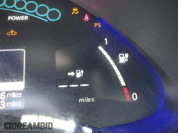 2017 Nissan LEAF SV z VIN 1N4BZ0CP4HC301703, wystawiony jako IAAI lot #42195180 z przebiegiem 42 366 mil mil oraz . Historia ofert i sprzedaży dostępna na DreamBid. Obrazek 17.