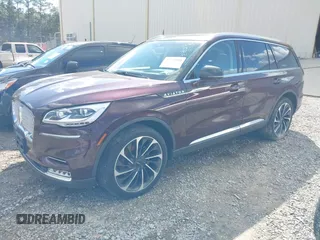 2020 Lincoln Aviator Reserve z VIN 5LM5J7XC6LGL14316, wystawiony jako IAAI lot #38779140 z przebiegiem Nie podano mil oraz . Historia ofert i sprzedaży dostępna na DreamBid. Obrazek 2.
