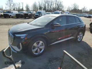 2024 Audi Q4 e-tron Premium Plus with VIN WA1LUBFZ2RP036788, listed as a Copart auction lot 47398845 with 2,034 mi miles and Salvage Title. Bid and sale history available at DreamBid. Image 1.