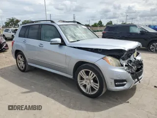 2015 Mercedes-Benz GLK 350 with VIN WDCGG5HB1FG402441, listed as a Copart auction lot 74671534 with 81,440 mi miles and Salvage Title. Bid and sale history available at DreamBid. Image 4.