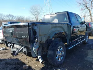 2018 Ram 2500 Big Horn with VIN 3C6UR5DL9JG128010, listed as a IAAI auction lot 41687186 with 79,810 mi miles. Bid and sale history available at carsss.com. Image 6.