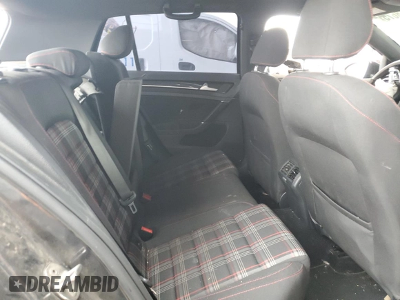2017 Volkswagen GTI S с VIN 3VW4T7AU7HM069695, выставлен на аукционе Copart как лот 55848675 с пробегом 107 659 миль миль и Списание • Salvage title. История ставок и продаж доступна на DreamBid. Изображение 10.