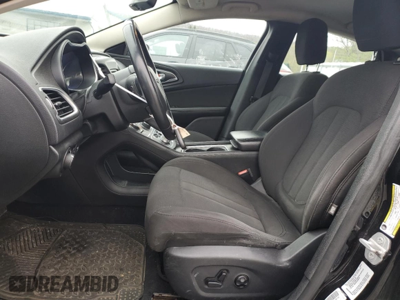 2015 Chrysler 200 Limited with VIN 1C3CCCAB9FN697612, listed as a Copart auction lot 53853535 with 143,761 mi miles and Salvage Title. Bid and sale history available at DreamBid. Image 7.