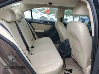 2014 Volkswagen Jetta TDI w/Premium/Nav с VIN 3VWLL7AJ8EM253721, выставлен на аукционе Copart как лот 61551515 с пробегом 155 745 миль миль и Чистый • Clean title. История ставок и продаж доступна на DreamBid. Изображение 10.