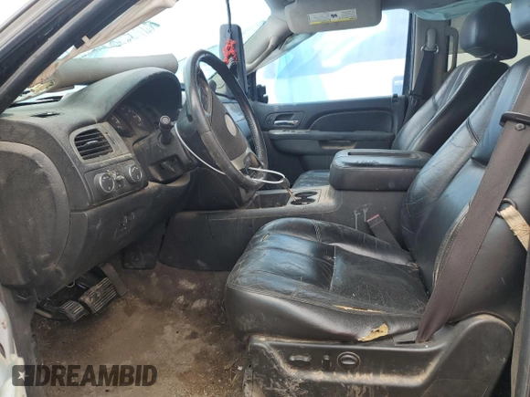 2011 Chevrolet Suburban LT with VIN 1GNSKJE38BR240348, listed as a Copart auction lot 54163335 with 263,030 mi miles and Salvage Title. Bid and sale history available at carsss.com. Image 7.