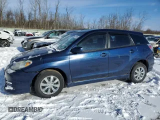 2004 Toyota Matrix Std with VIN 2T1LR32EX4C233179, listed as a Copart auction lot 42910845 with 170,312 mi miles and Salvage Title. Bid and sale history available at carsss.com. Image 1.