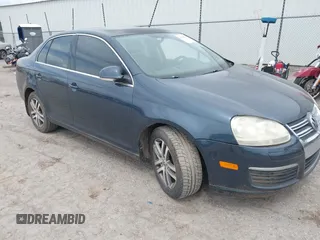 2006 Volkswagen Jetta 2.5L with VIN 3VWSF71KX6M764117, listed as a IAAI auction lot 42624279 with 179,291 mi miles and . Bid and sale history available at DreamBid. Image 1.