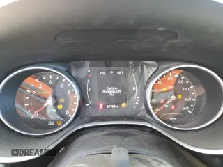 2018 Jeep Compass Latitude with VIN 3C4NJDBB6JT481739, listed as a Copart auction lot 58528565 with 97,788 mi miles and Salvage title. Bid and sale history available at DreamBid. Image 9.