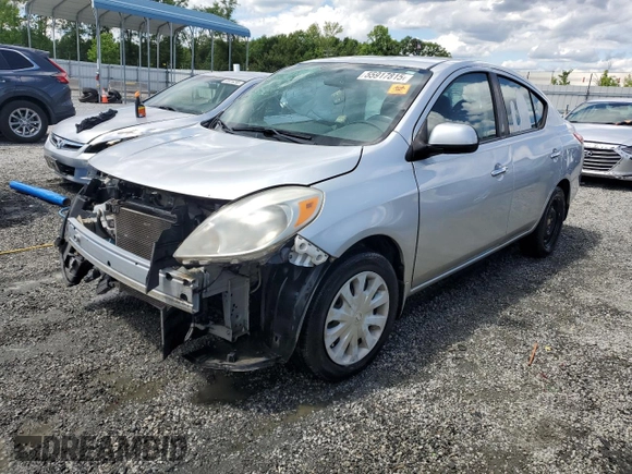 2012 Nissan Versa S with VIN 3N1CN7AP4CL867883, listed as a Copart auction lot 55917815 with 136,405 mi miles and Salvage title. Bid and sale history available at DreamBid. Image 1.
