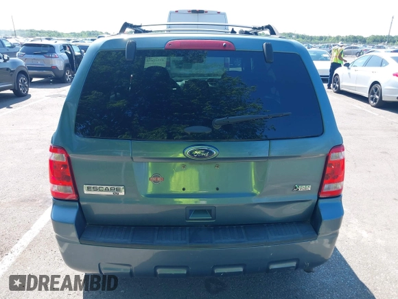 2012 Ford Escape XLT z VIN 1FMCU0DG8CKA47127, wystawiony jako IAAI lot #42542678 z przebiegiem 109 203 mil mil oraz . Historia ofert i sprzedaży dostępna na DreamBid. Obrazek 16.