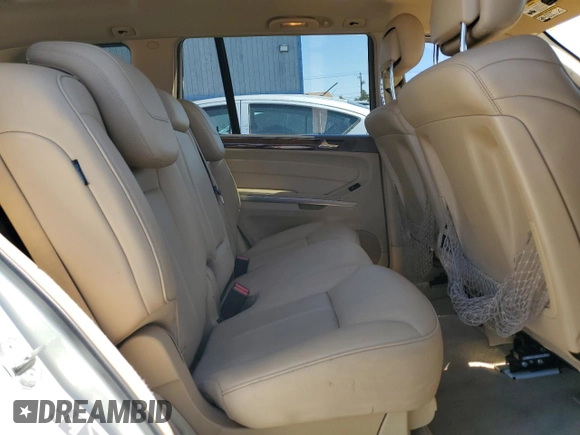 2012 Mercedes-Benz GL 450 z VIN 4JGBF7BE4CA761617, wystawiony jako Copart lot #48529805 z przebiegiem 194 676 mil mil oraz Szkoda całkowita • Salvage title. Historia ofert i sprzedaży dostępna na DreamBid. Obrazek 11.