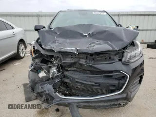 2019 Chevrolet Trax LS with VIN 3GNCJNSB0KL228762, listed as a Copart auction lot 50325225 with 70,150 mi miles and Salvage Title. Bid and sale history available at carsss.com. Image 5.
