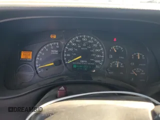 2000 Chevrolet Silverado 1500 LS with VIN 1GCEC19V1YZ156525, listed as a Copart auction lot 79340834 with 274,437 mi miles and Salvage Title. Bid and sale history available at carsss.com. Image 9.