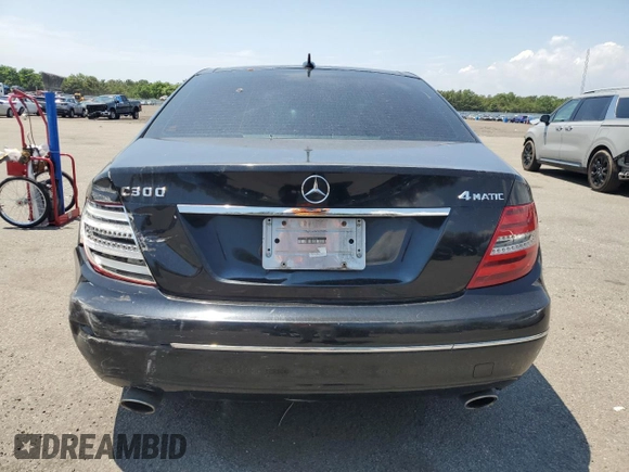 2012 Mercedes-Benz C 300 Sport z VIN WDDGF8BB6CA540760, wystawiony jako Copart lot #63679585 z przebiegiem 199 160 mil mil oraz Szkoda całkowita • Salvage title. Historia ofert i sprzedaży dostępna na DreamBid. Obrazek 6.